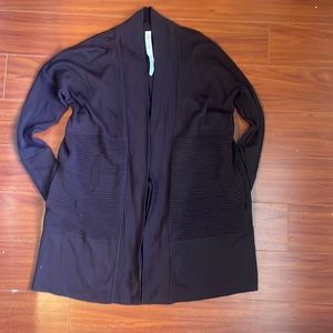 Lululemon Sit in Lotus Wrap, Black Cherry